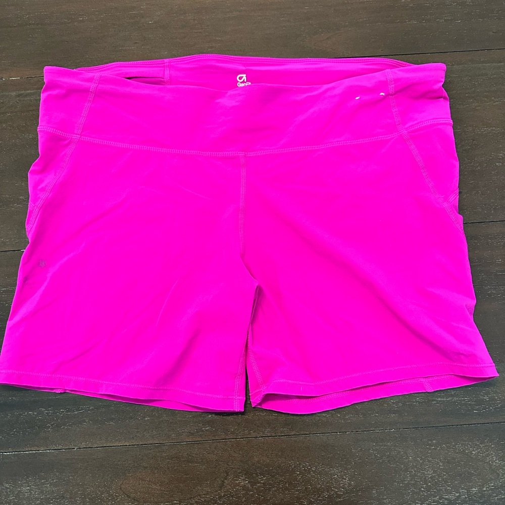 NWOT GapFit gFast running shorts